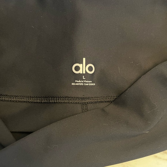 Alo Black Leggings - Picture 2 of 2